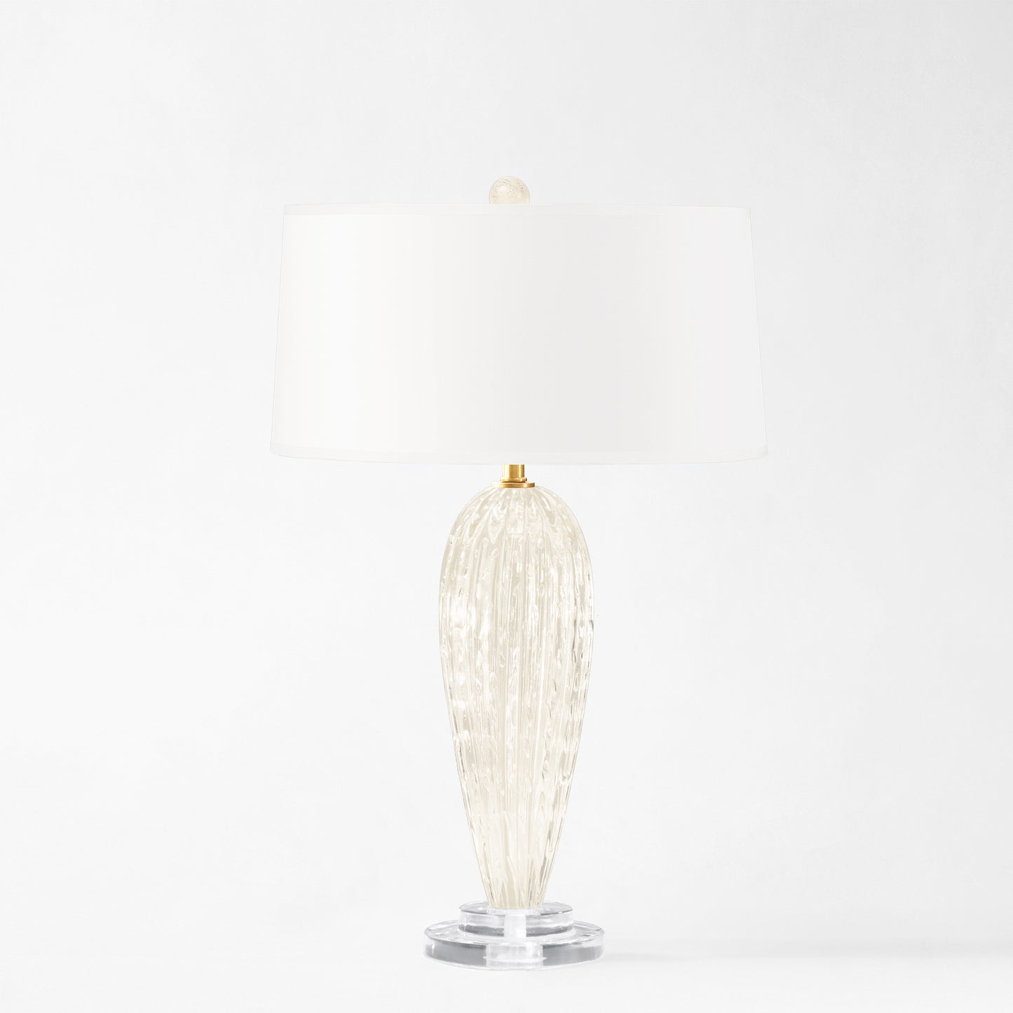 White Murano glass table lamp.
